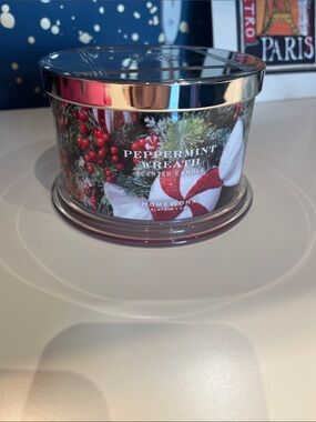 HomeWorx Peppermint Wreath Scented Candle - Red, Green, White